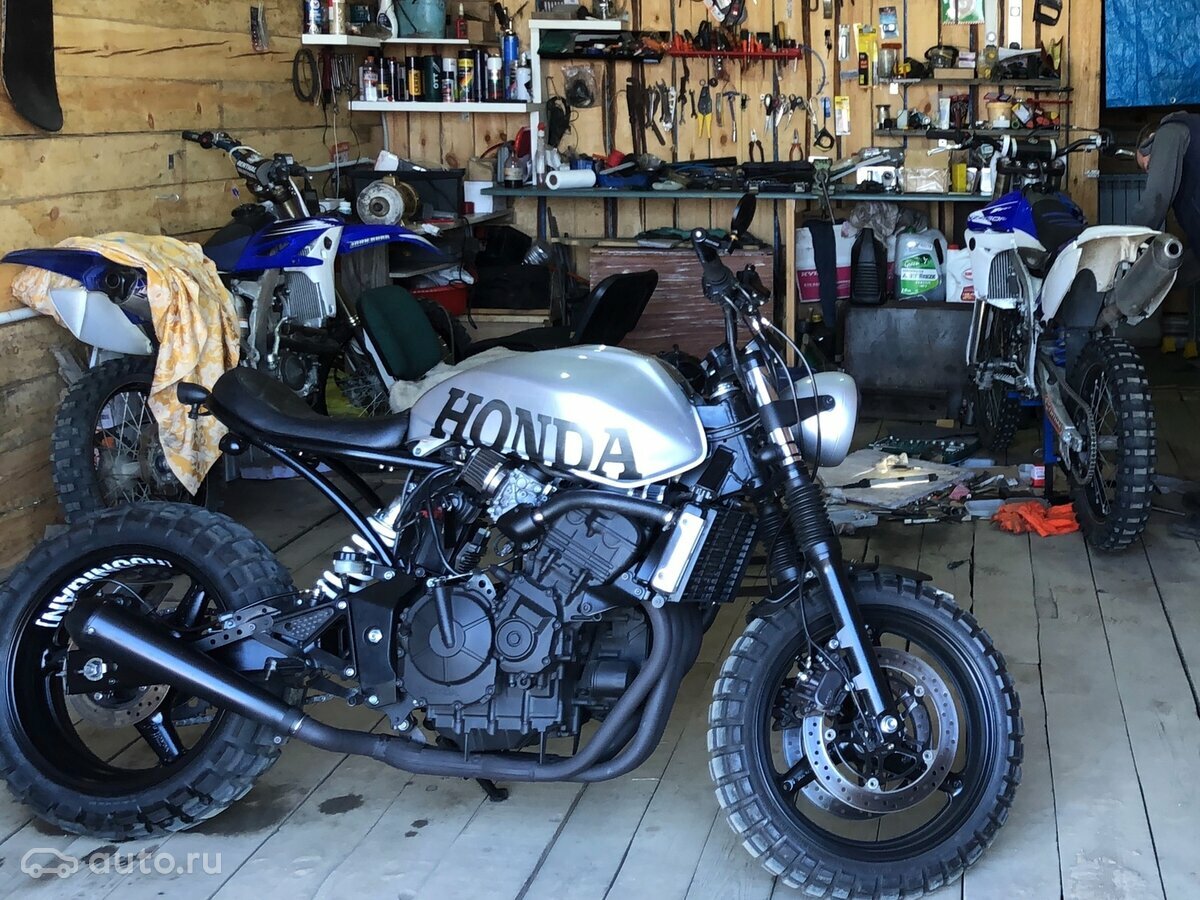 Завершение: выбор легендарного мотоцикла Honda CB Hornet
