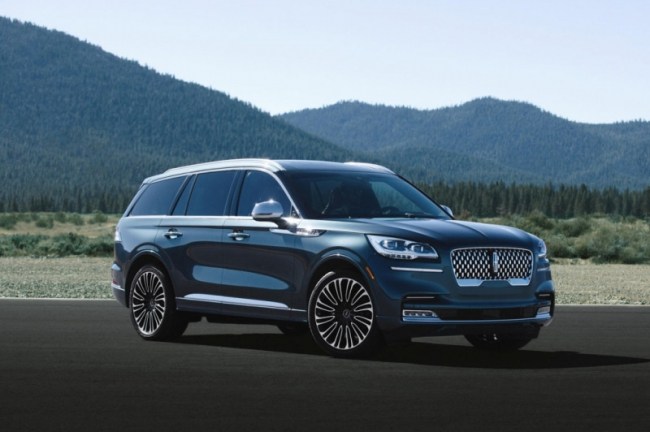 Черный стелс-дизайн будет представлен в новом Lincoln Aviator 2022