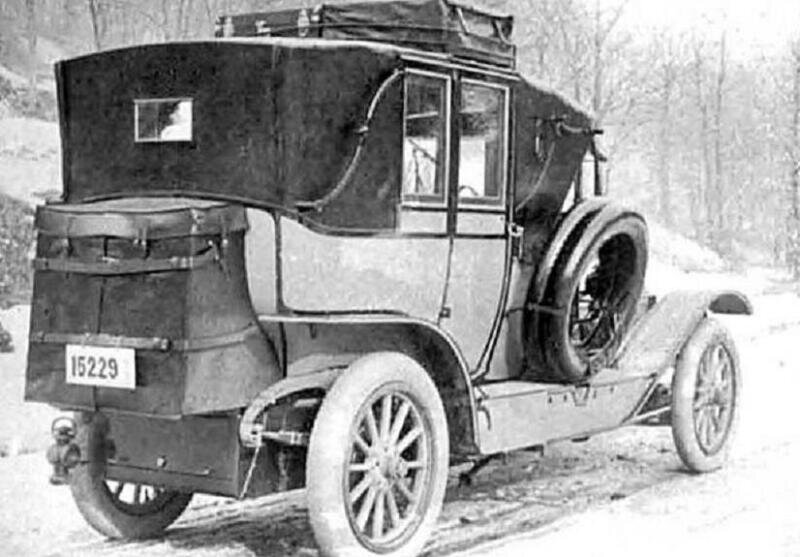 Pierce-Arrow Touring Landau 1910 года