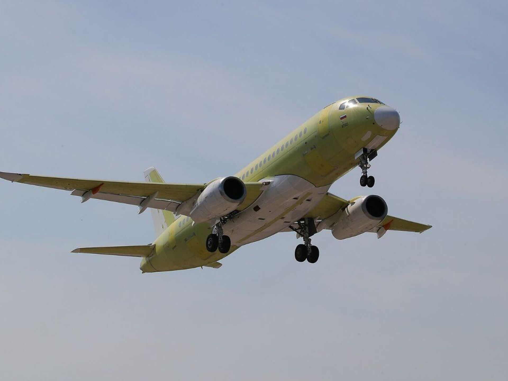Масштабное испытание лайнера SSJ-100