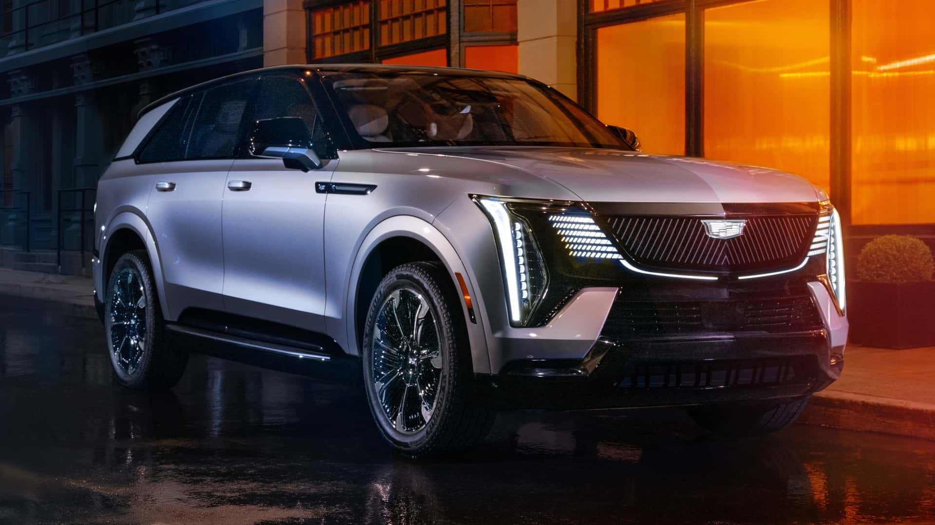 Официальное представление полностью электрического Cadillac Escalade IQ 2025