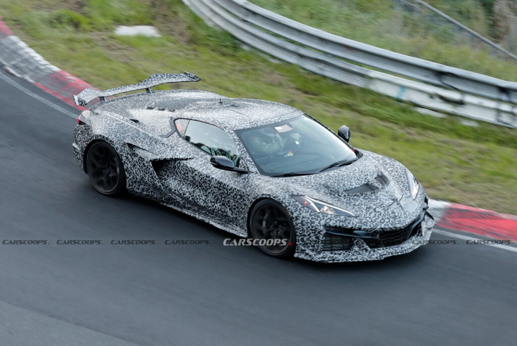Тестирование Chevrolet Corvette ZR1 в Нюрбургринге