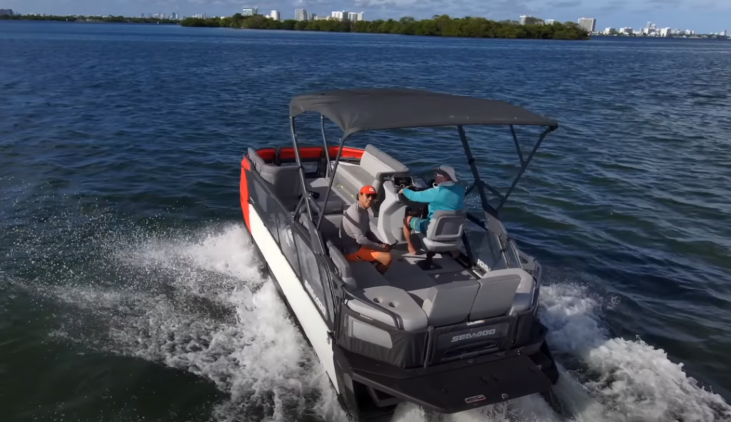 Обновленная линейка лодок-понтонов Switch Cruise от Sea-Doo