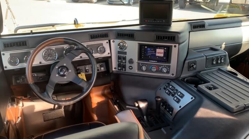 Завладей легендой: сколько стоит купить Hummer со вторичного рынка?