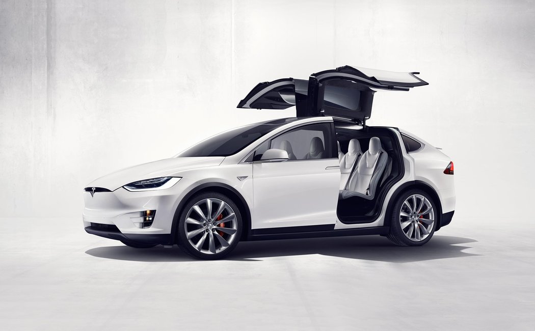 Недостатки владения Tesla Model X