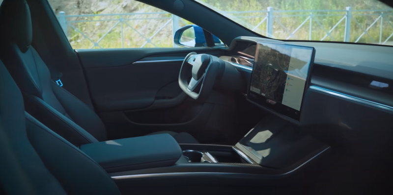 Основные характеристики Tesla Model S Plaid и Long Range
