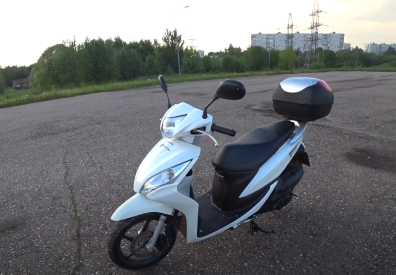 Скутер Honda Dio – надежные, практичные и стильные транспортные средства