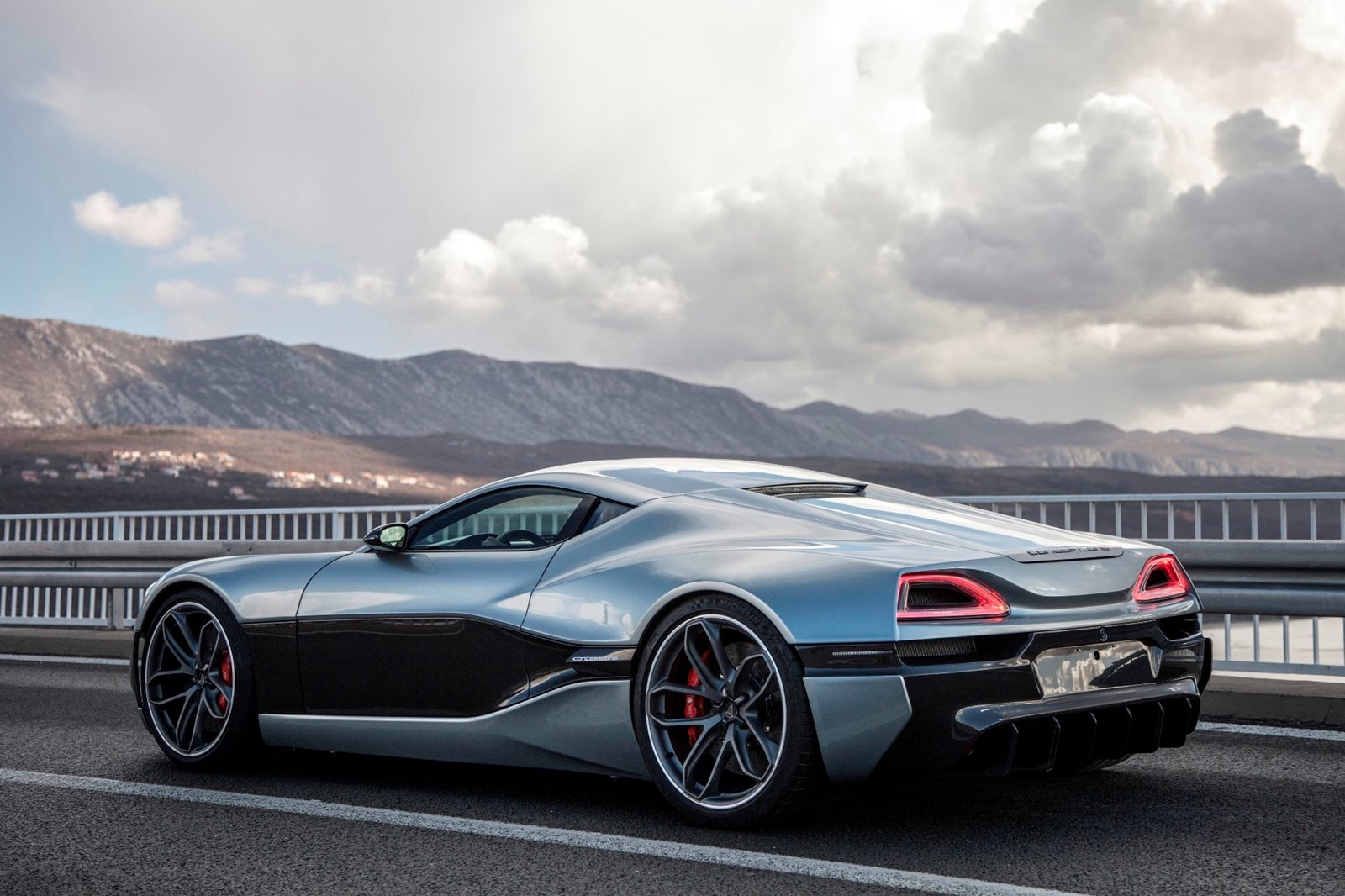 Наследие Rimac Concept One для будущих поколений