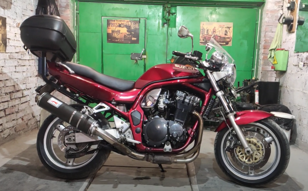 Почему Suzuki Bandit выбирают множество мотоциклистов