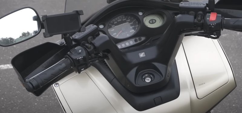 Популярность и спрос на Honda Silver Wing на рынке