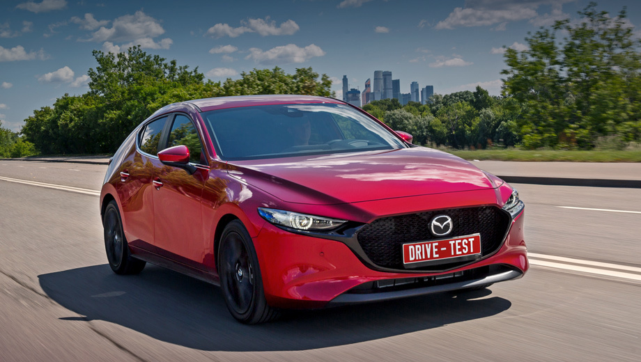 Производительность и комфорт: Mazda 3 против Mazda 6
