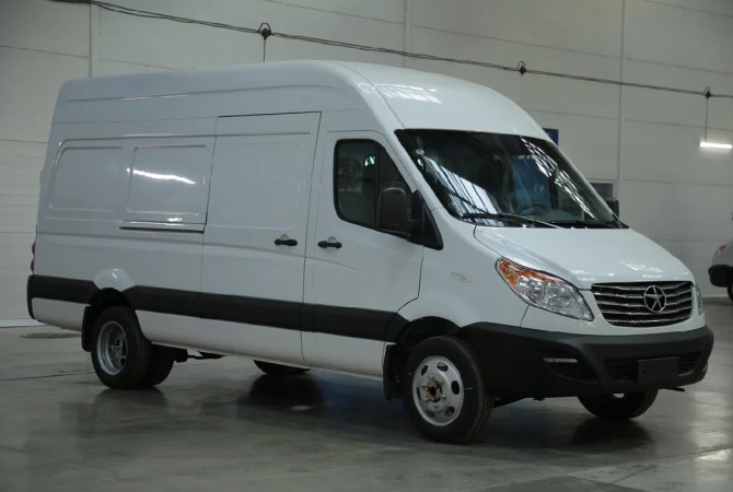 Сходство с Mercedes Sprinter: в чем причина?