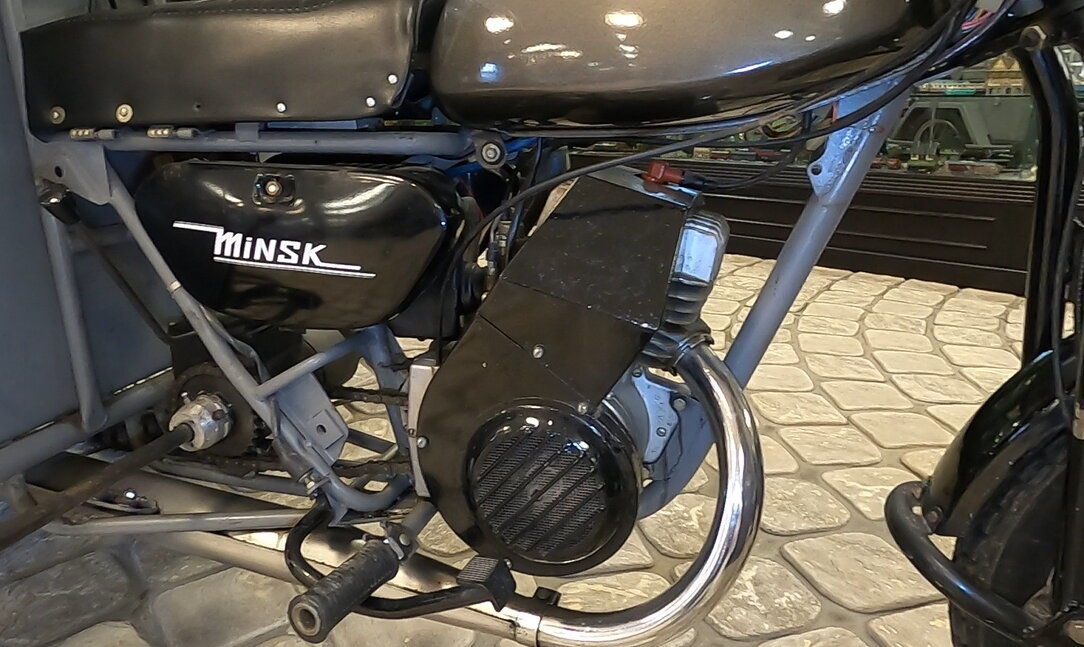 М1NSK CX 650: белорусский мотоцикл с трудолюбивыми сборщиками