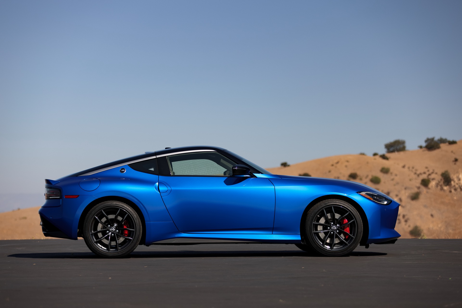 Новое купе Nissan серии Z: жесткий конкурент