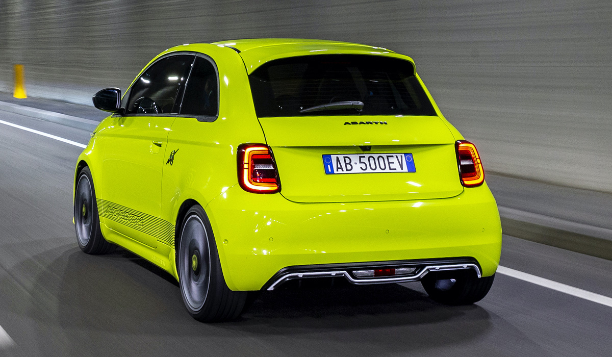 Уникальный звук: необычная особенность Abarth 500e