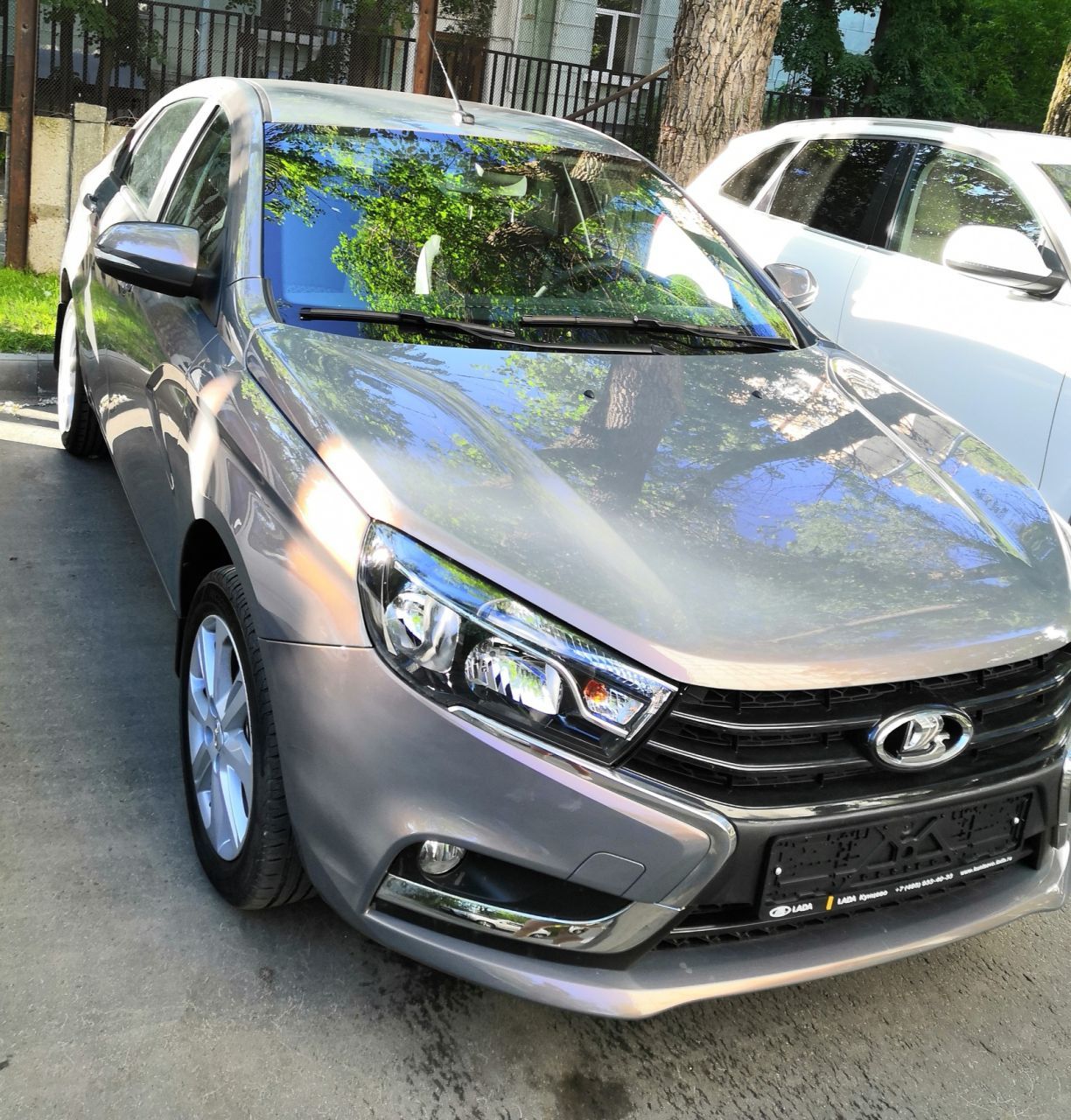 Плюсы и минусы Lada Vesta, согласно отзывам владельцев