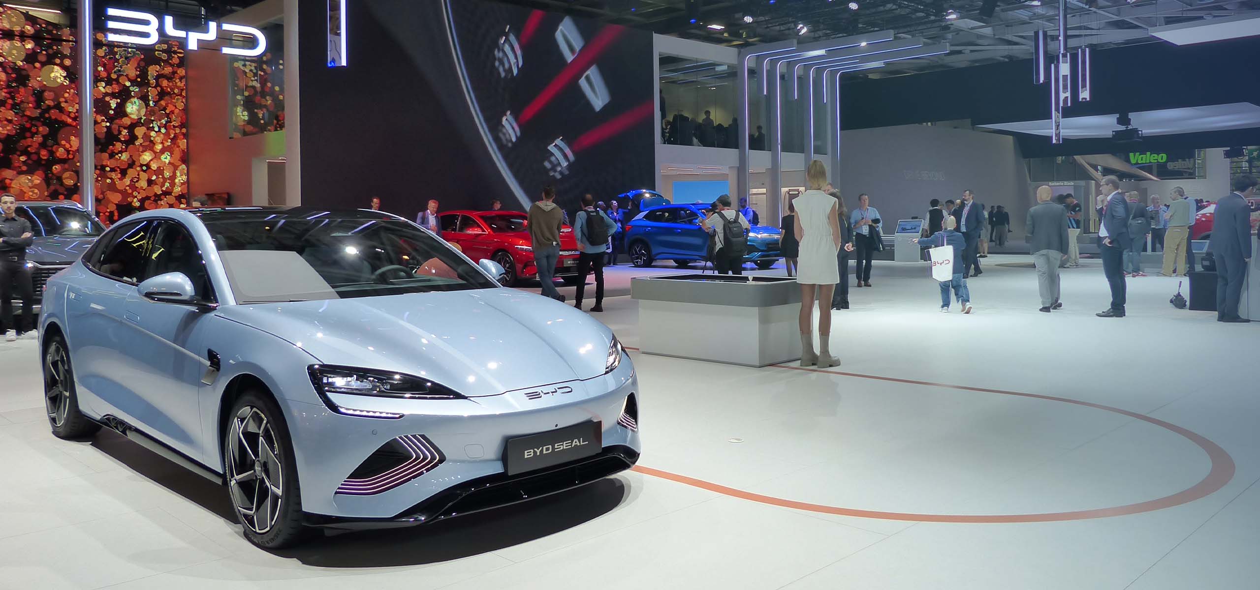 Долгожданный электромобиль Fisker Ocean появится на европейском рынке уже осенью