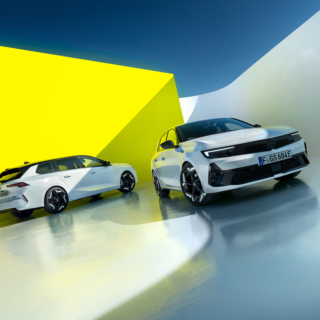 Зарядка в розетке: электрическая версия Opel Astra GSe