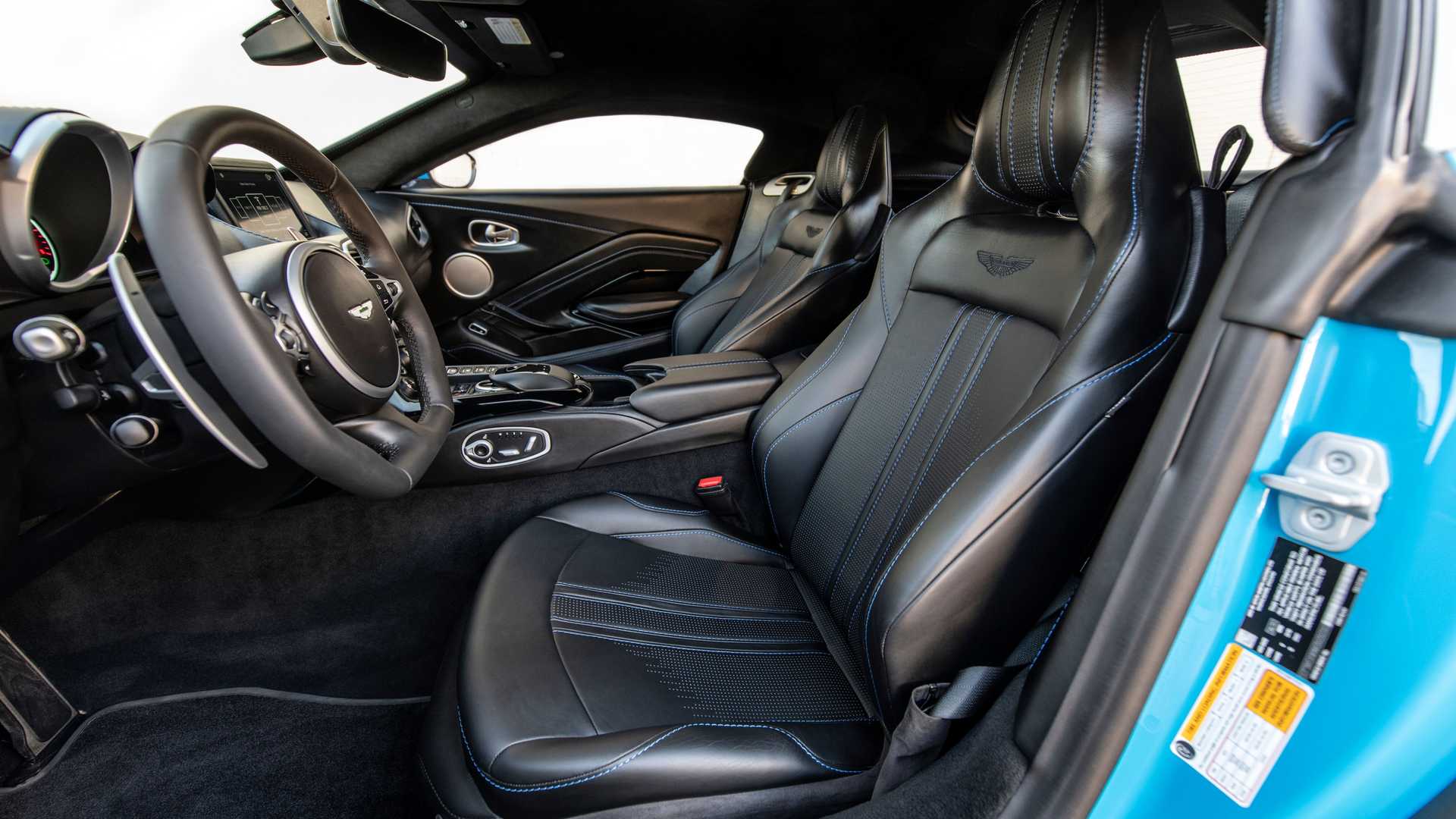 Технические характеристики Aston Martin Vantage