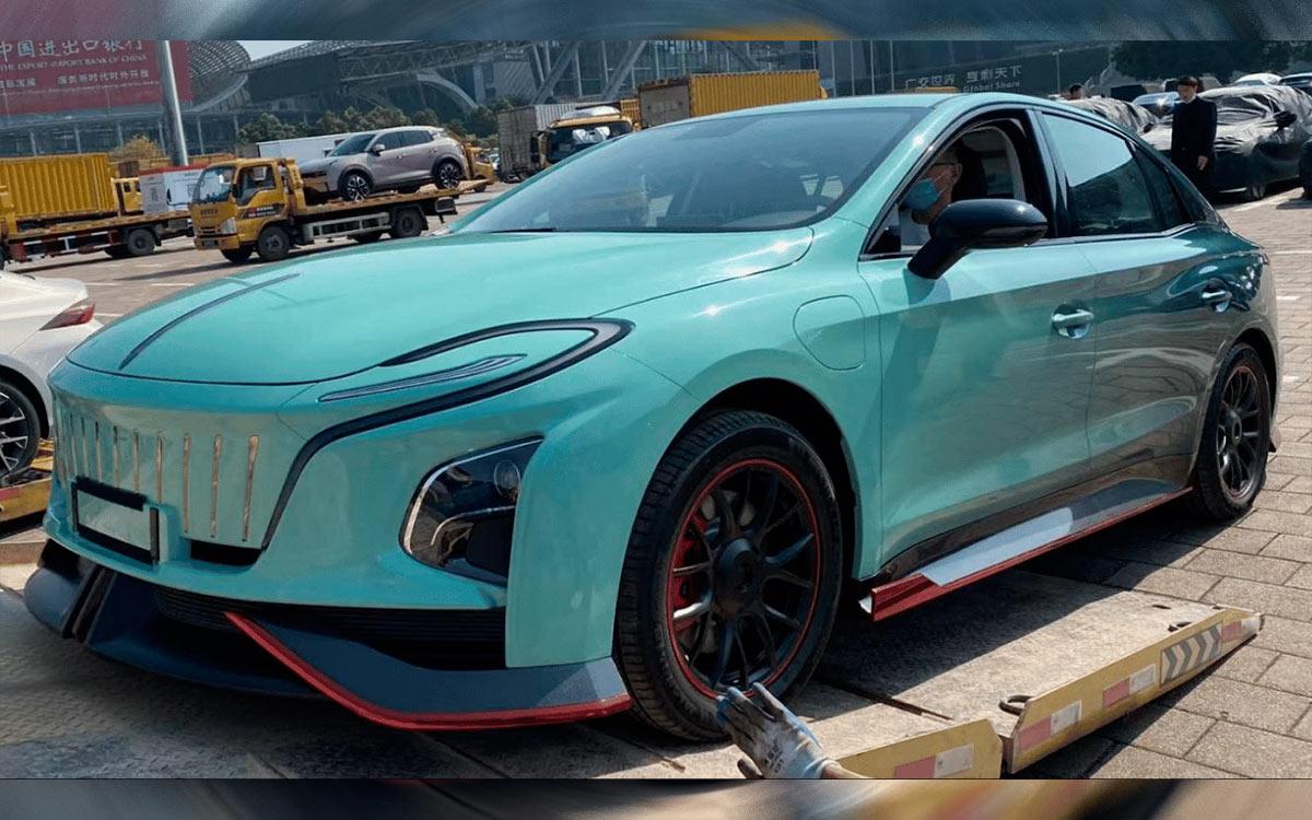 Цена на электромобиль Hongqi E-QM5