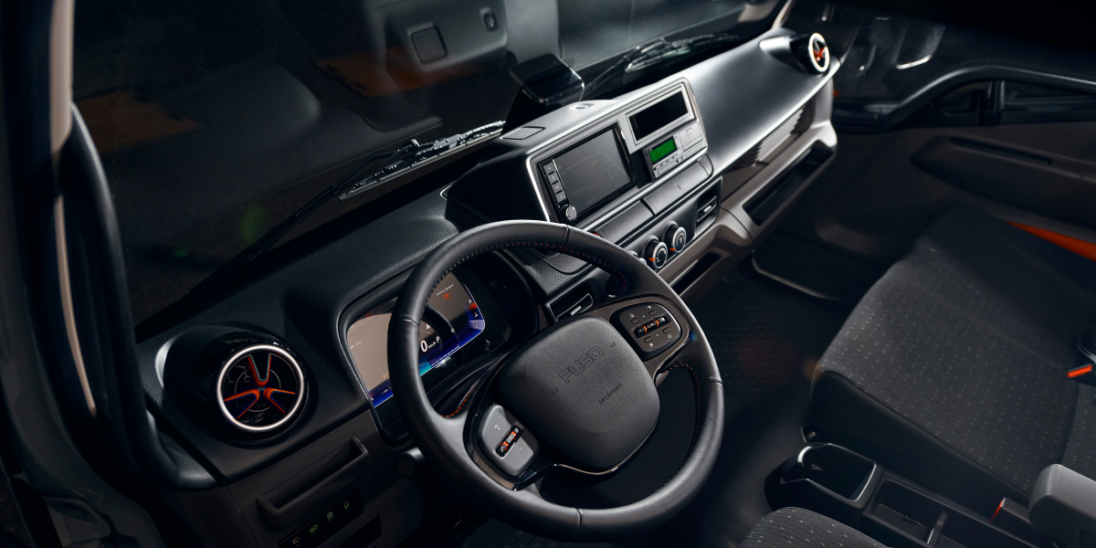Новые электрогрузовики от Mitsubishi