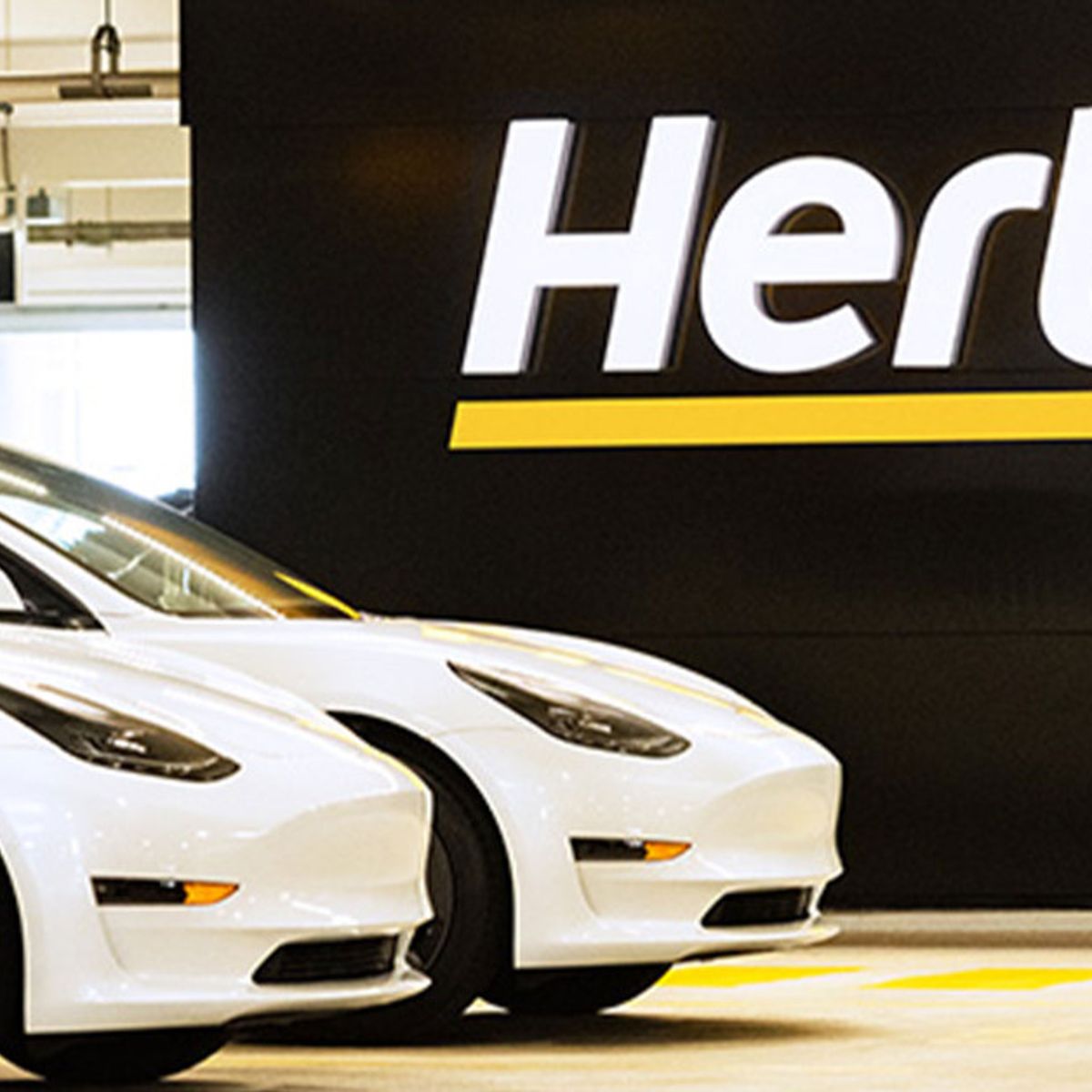 Hertz стала владельцем 100 тысяч Tesla Model 3