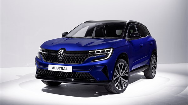 Renault Austral 2022: встречайте весеннюю новинку на дорогах