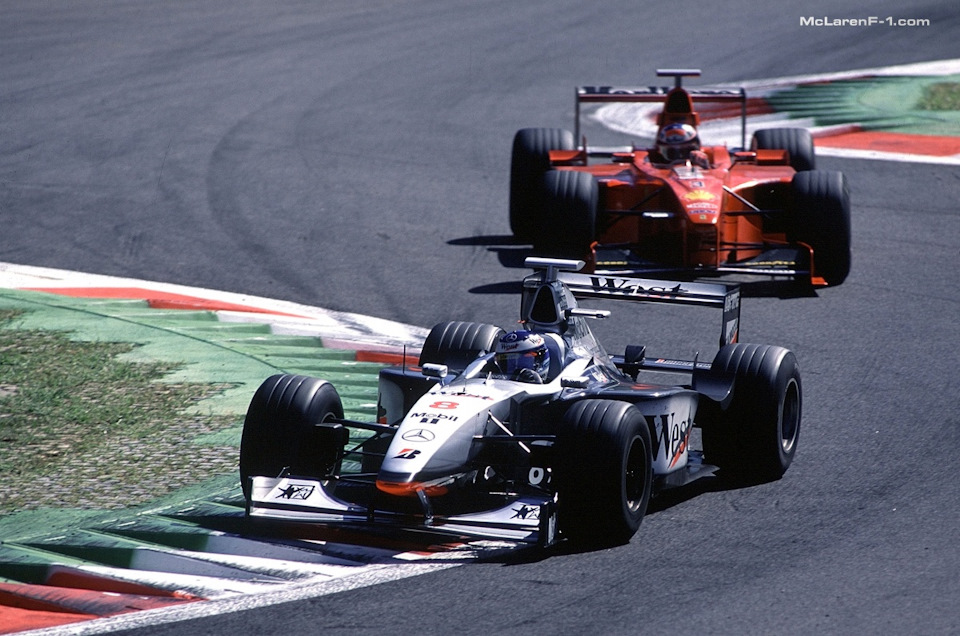 Четыре победы: McLaren MP4/13 и Хаккинен