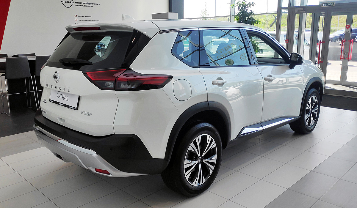 Новый Nissan X-Trail теперь доступен на российском рынке