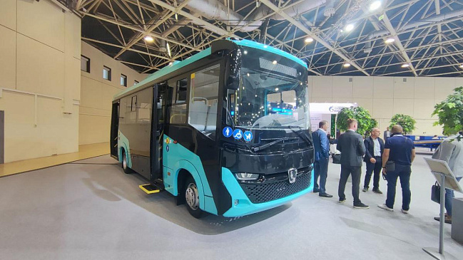 Самоходный автобус Aurrigo Auto-Shuttle