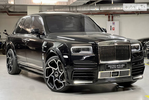 Rolls-Royce Cullinan – символ статуса и настоящий внедорожник
