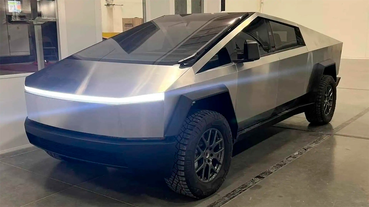 Tesla Cybertruck: новые подробности от Илона Маска