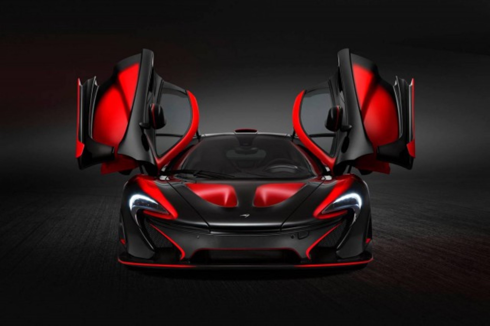 McLaren P1: воплощение мощи и скорости