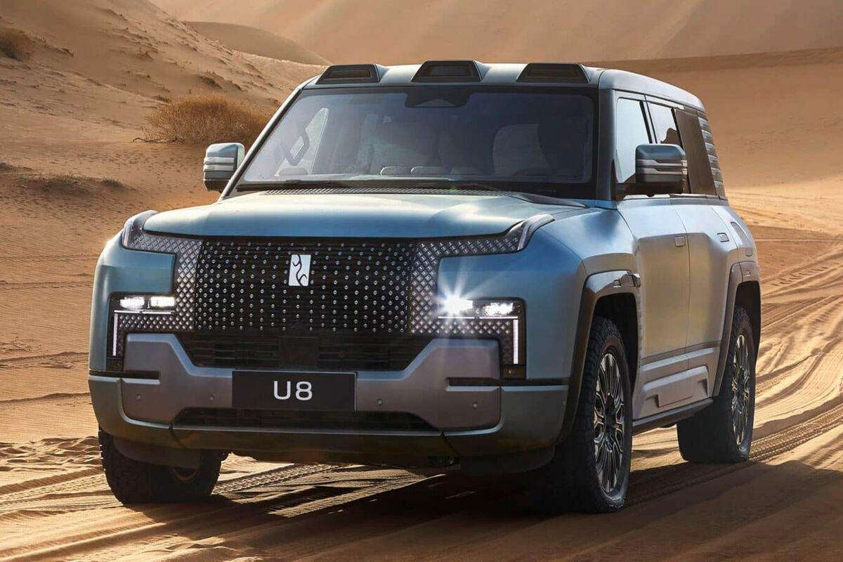 BYD YangWang U8 – мощь и безопасность на дорогах