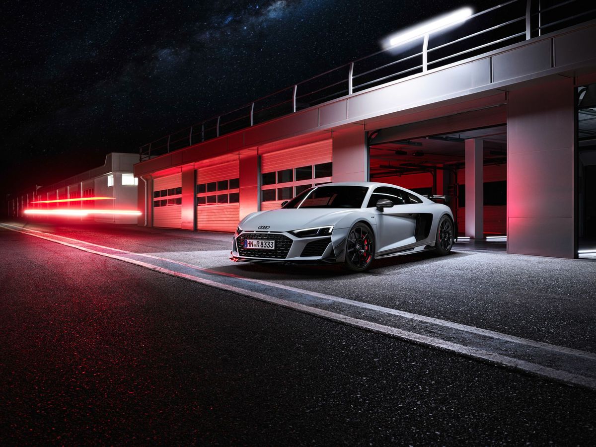Немецкий бренд Audi R8 V10