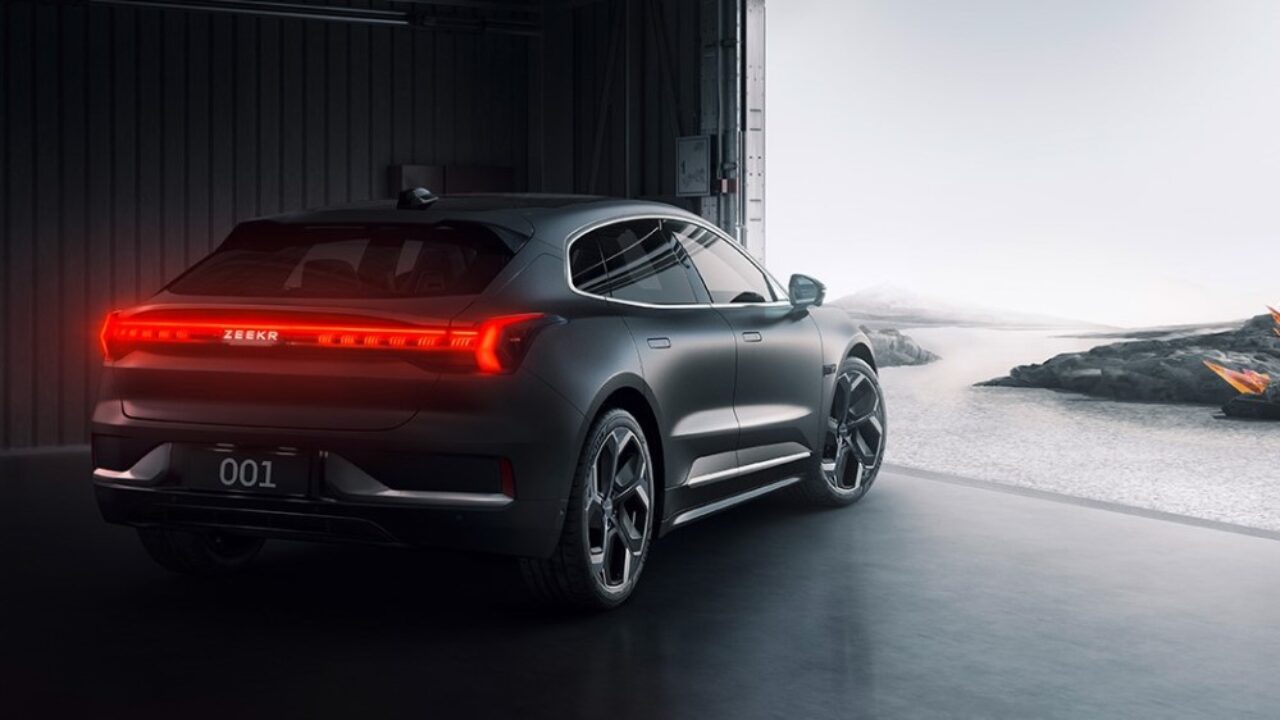 Geely Zeekr 001 - будущее электромобилей