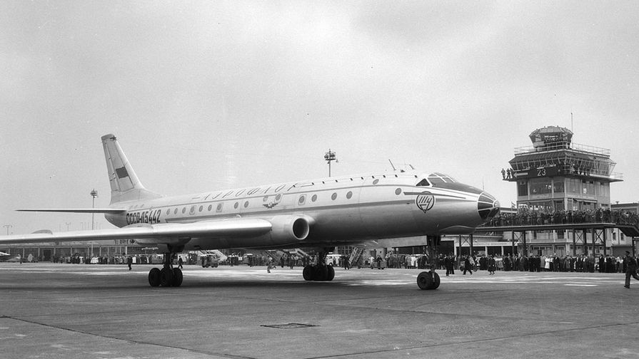 Создание Ту-104: дерзкий шаг в советской авиаиндустрии